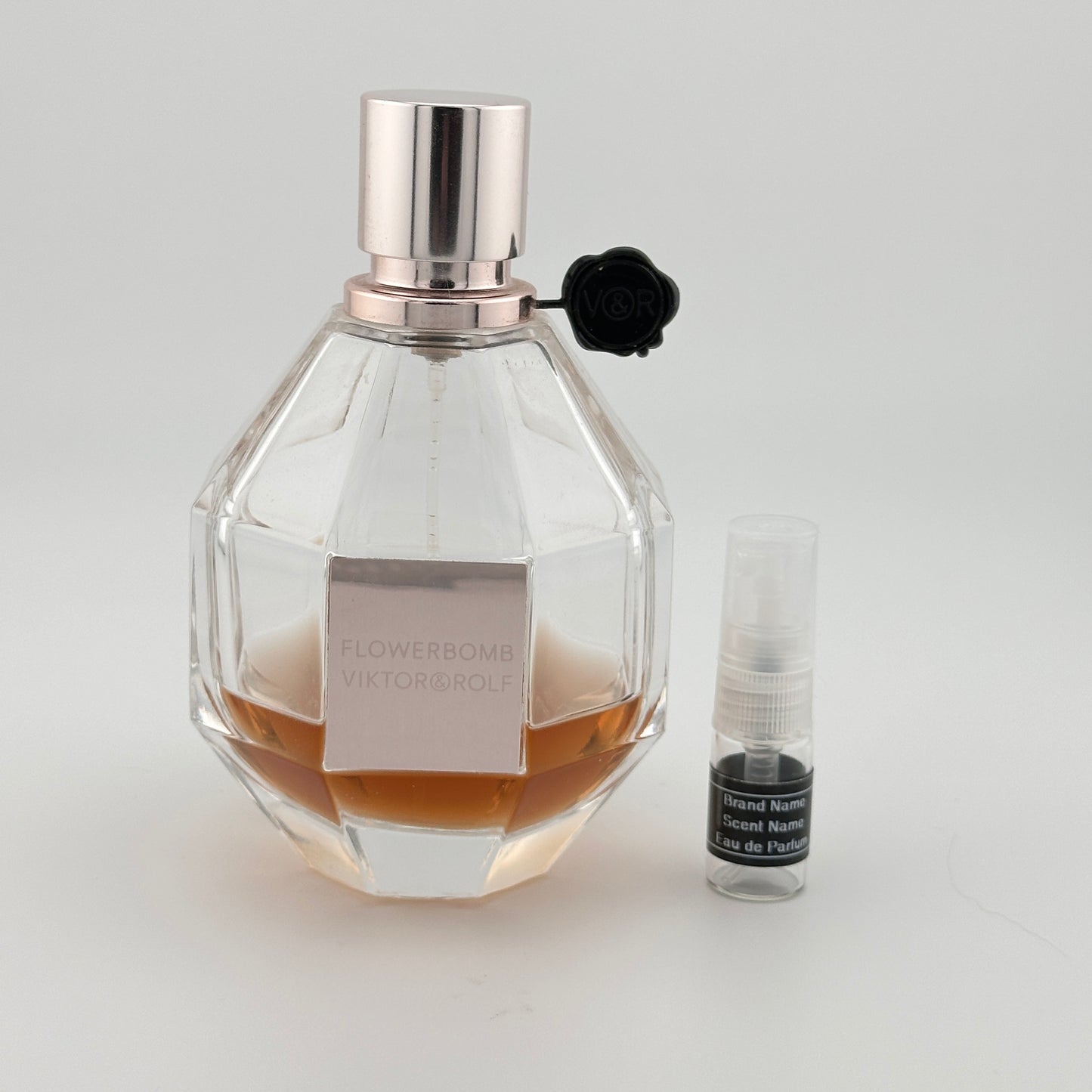 VIKTOR & ROLF Flowerbomb Eau de Parfum Sample – Your Choice of Size