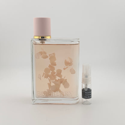 BURBERRY Her Petals Eau de Parfum Sample – Your Choice of Size