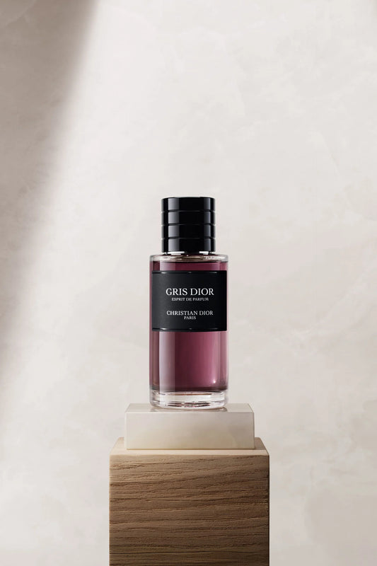 CHRISTIAN DIOR - Gris Dior Esprit de Parfum | La Collection Privée | Perfume / Cologne Sample