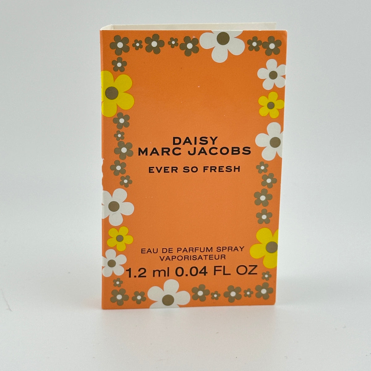 Marc Jacobs Daisy Ever So Fresh EDP 1.2 mL manufacturer sample in orange floral packaging.